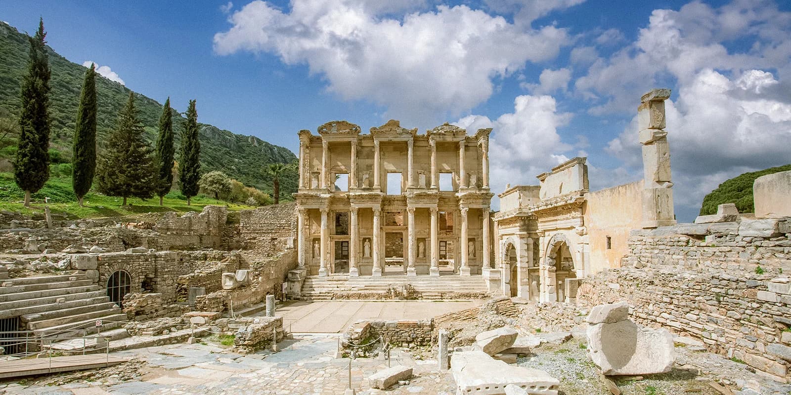 Discover Ancient Wonders of Turkey - Istanbul & Ephesus Tour